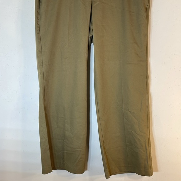 NWT. Lane Bryant 16 Mid-Rise Straight Leg Dress Pants. - Picture 7 of 11